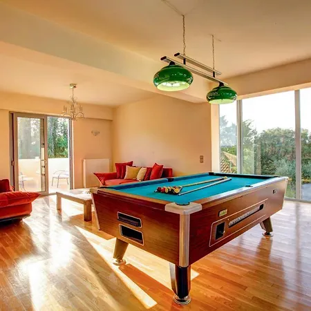 Astarte Villas - Istar Villa With Tennis Court * Makhairadhon
