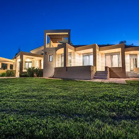 Astarte Villas - Istar Villa With Tennis Court * Makhairadhon
