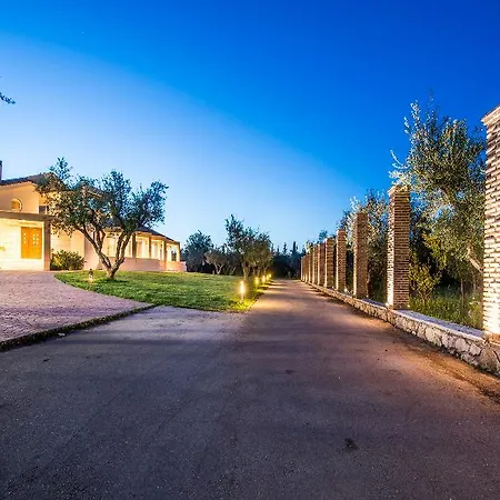 Villa Astarte Villas - Istar Villa With Tennis Court